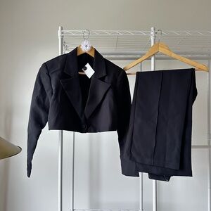 Chic Black Women's Pantsuit and short blazer set